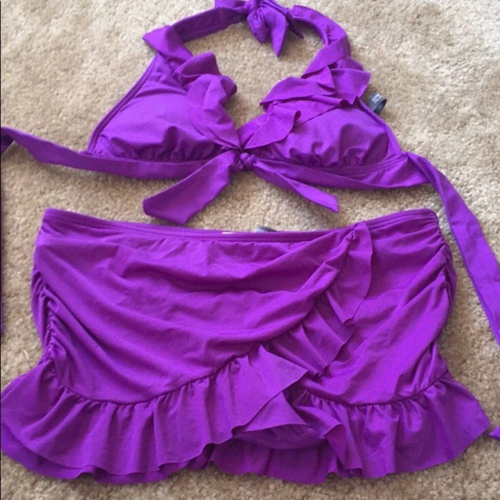 Kenneth Cole reaction swimsuit